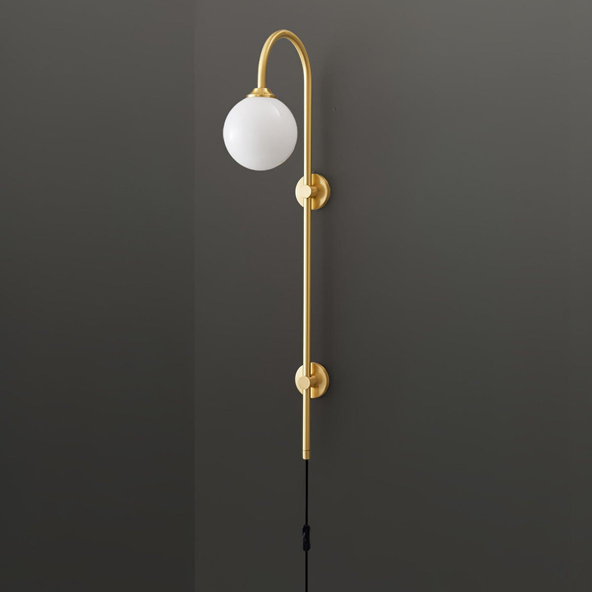 Long Brass Globe Plug-In Wall Light / ∅ 5.9″ x H 47.2″ / Dia 15cm x H 120cm / Gold & White / US Plug