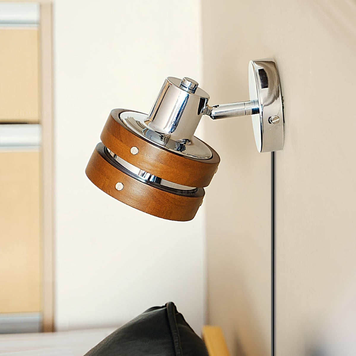 Tiltable Walnut Chrome Plug-In Wall Light / Walnut color & Chrome / 2 pieces / US Plug